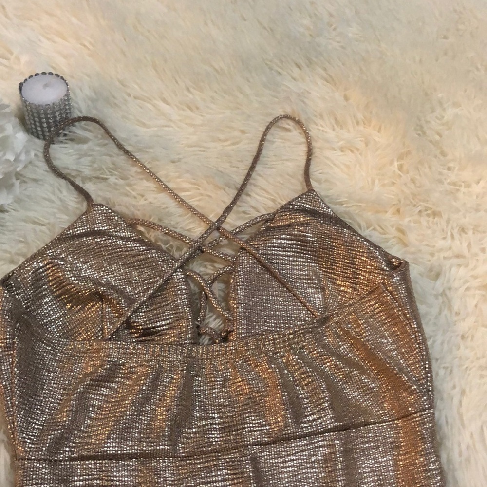 Dress - Picture 4 of 7